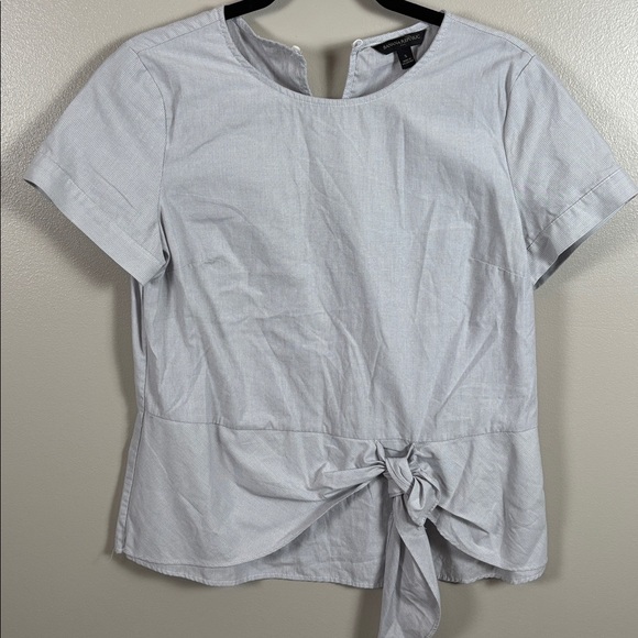 Banana Republic Tops - ☀️Banana Republic Front Tie Top